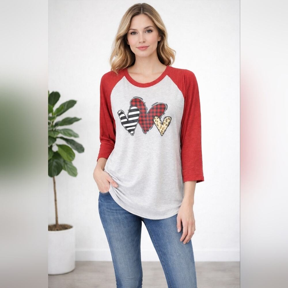 Next Level Women’s Size L Raglan Baseball Tee Red Gray Heart Graphic Top #1511